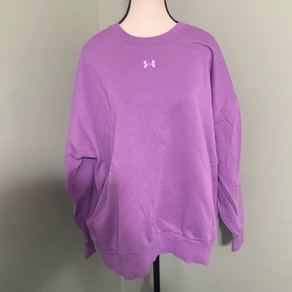 Ladies Undet Armour crew neck sweatshirt